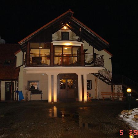 Podkowa Modliszow Villa ภายนอก รูปภาพ