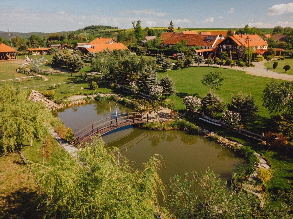 Podkowa Modliszow Villa ภายนอก รูปภาพ